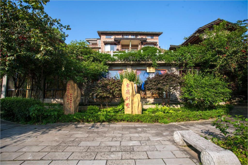 Riverside Retreat Hotel Янгшуо Екстериор снимка